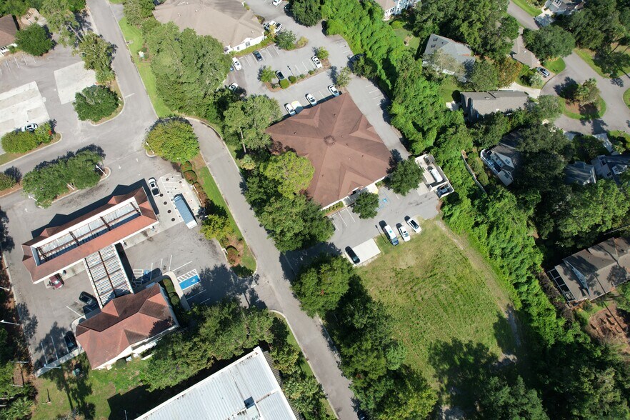 More Photos Of 23 Moss Creek, Hilton Head Island Land For Sale