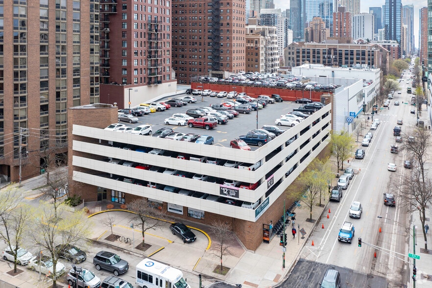 More Photos Of 75 W Elm St, Chicago Parking Garage For Lease