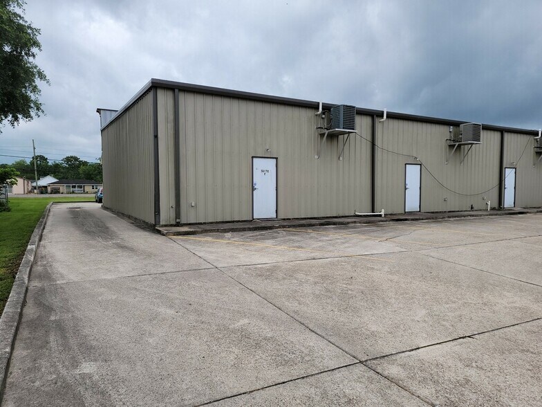 More Photos Of 14214 Highway 90, Boutte Freestanding For Lease