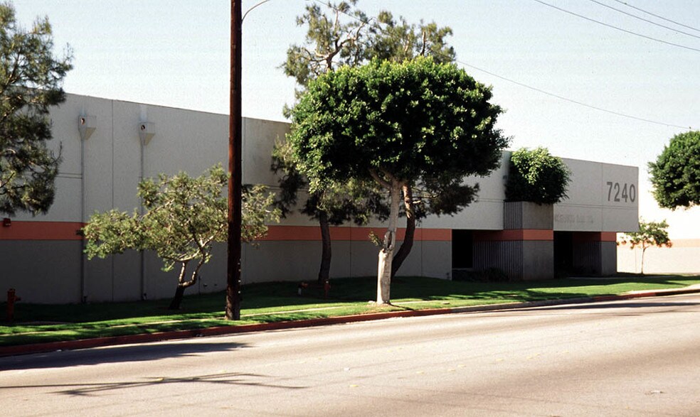 More Photos Of 7240 E Slauson Ave, Commerce Warehouse For Lease