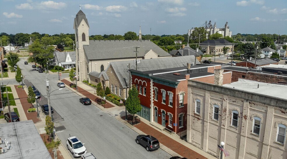 More Photos Of 6 E 2nd St, London Coworking Space