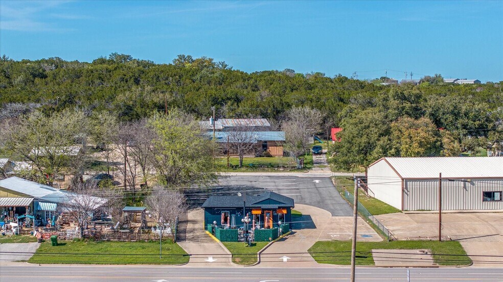 More Photos Of 608 SW Big Bend Trl, Glen Rose Restaurant For Sale
