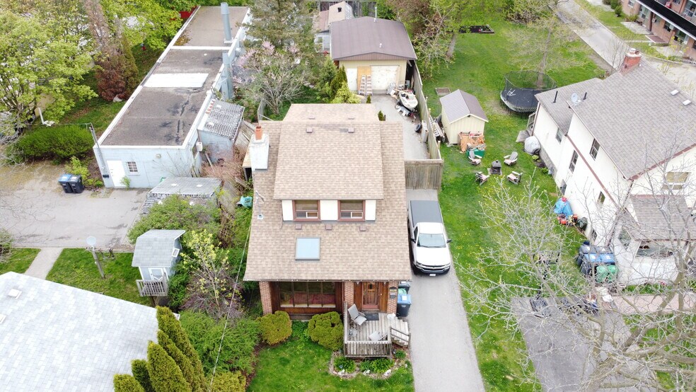 More Photos Of 1083 Seneca Av, Mississauga Land For Sale