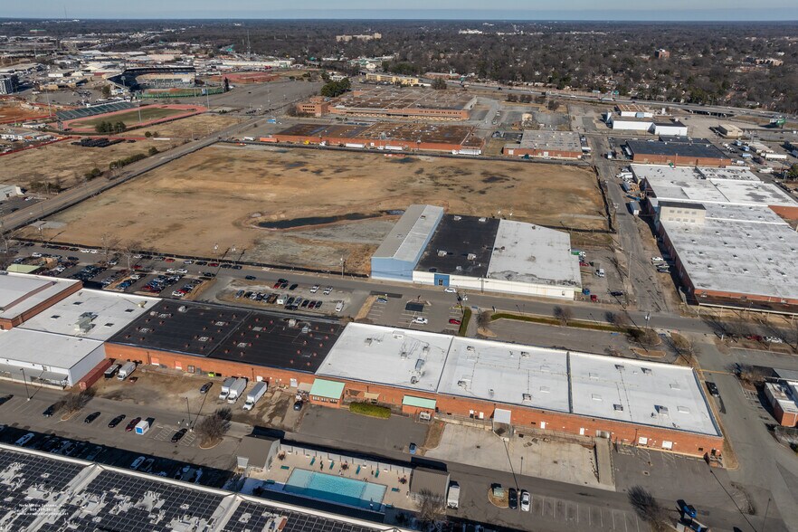 More Photos Of 1605 Rhoadmiller St, Richmond Office For Sale