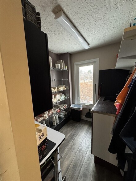 More Photos Of 622 Boston Rd, Billerica Freestanding For Lease