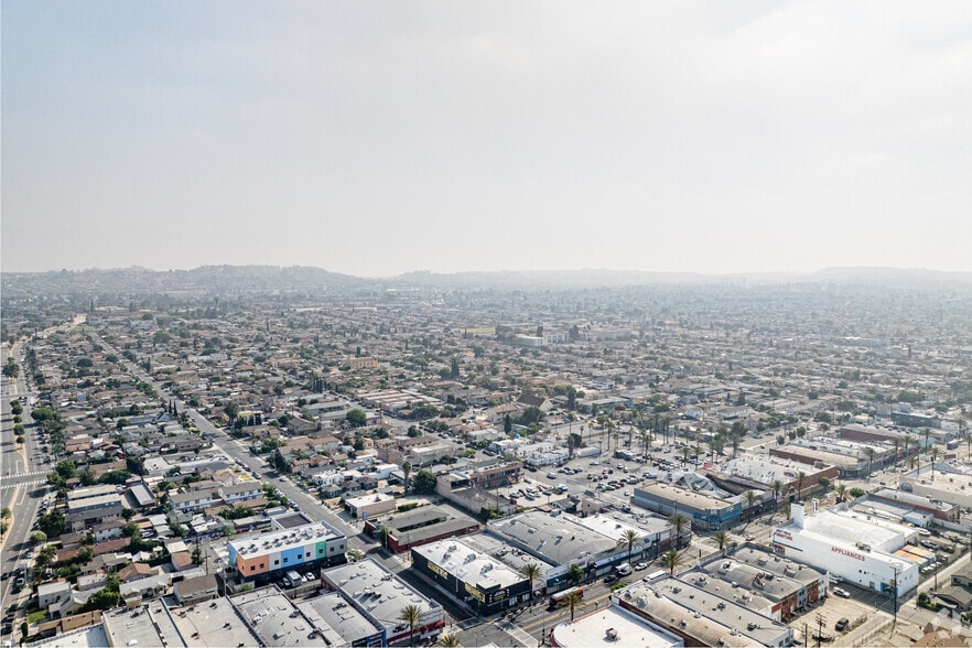 More Photos Of 753-759 S Fetterly Ave, Los Angeles Storefront Retail Office For Sale