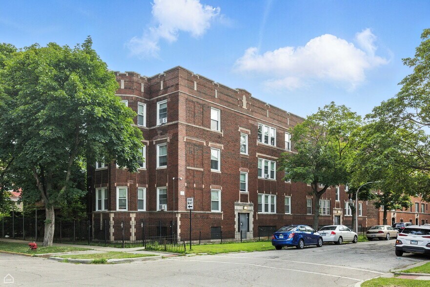 Primary Photo Of 936 E 80th St, Chicago Apartments For Sale