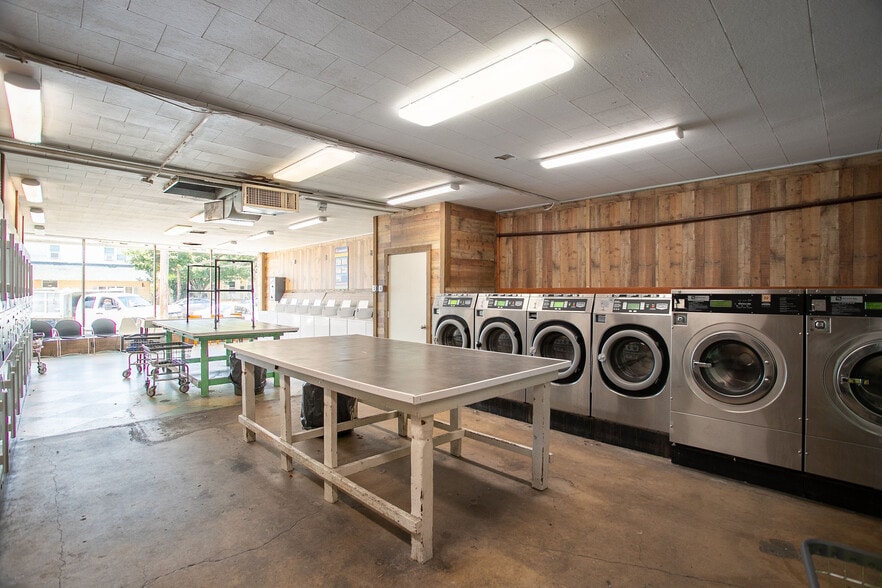 More Photos Of 316 Broad St, Florence Flex For Sale