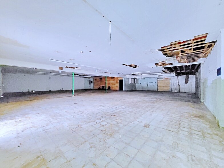 More Photos Of 3737 Boone Trl, Fayetteville Convenience Store For Sale
