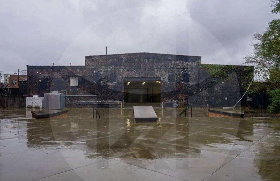 More Photos Of 25 Franklin St, Brooklyn Light Manufacturing For Lease