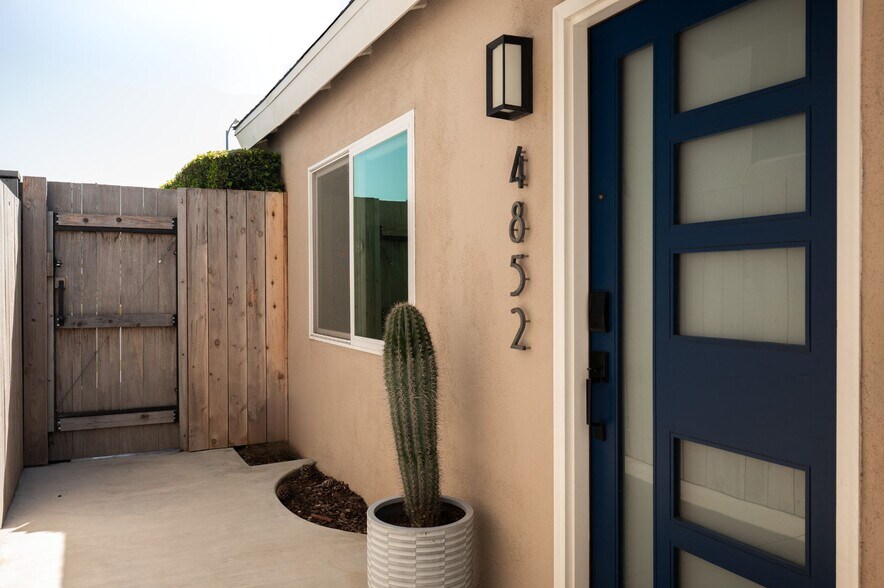 More Photos Of 4852 S Centinela Ave, Los Angeles Multifamily For Sale