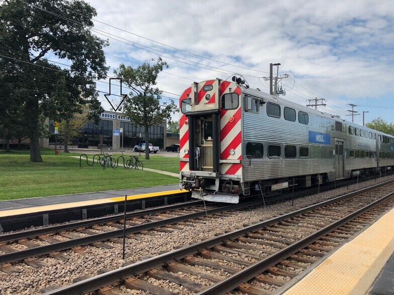 More Photos Of 3560-3570 Western Ave, Highland Park Freestanding For Lease