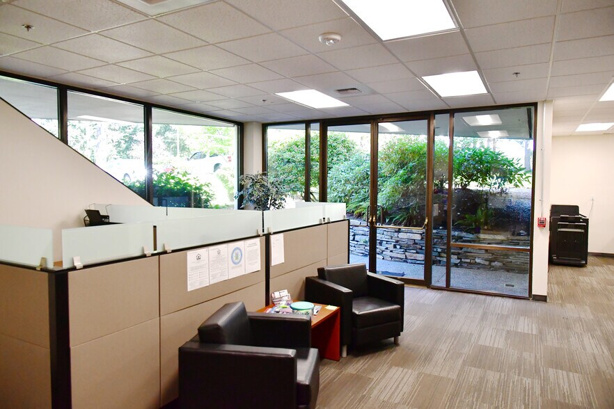 More Photos Of 33434 8th Ave S, Federal Way Office For Lease