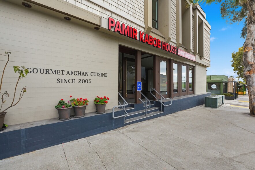 More Photos Of 727-737 Pearl St, La Jolla Medical For Lease