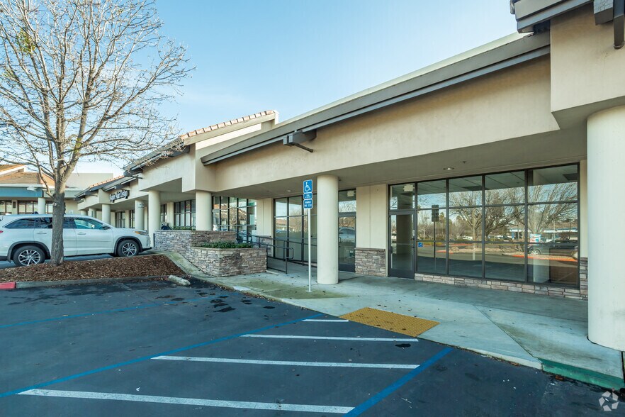 More Photos Of 7700 Sunrise Blvd, Citrus Heights Unknown For Lease