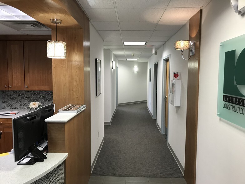 More Photos Of 1473 Erie Blvd, Schenectady Medical For Lease