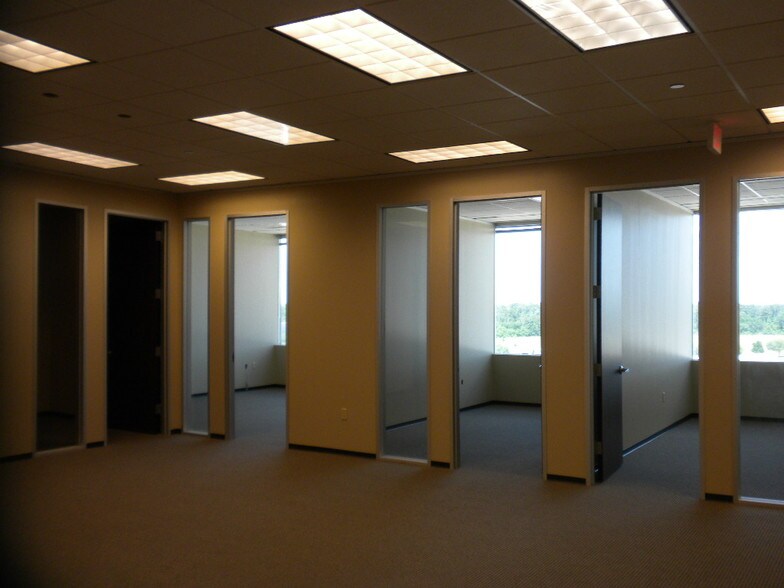 More Photos Of 19500 State Highway 249, Houston Office For Lease