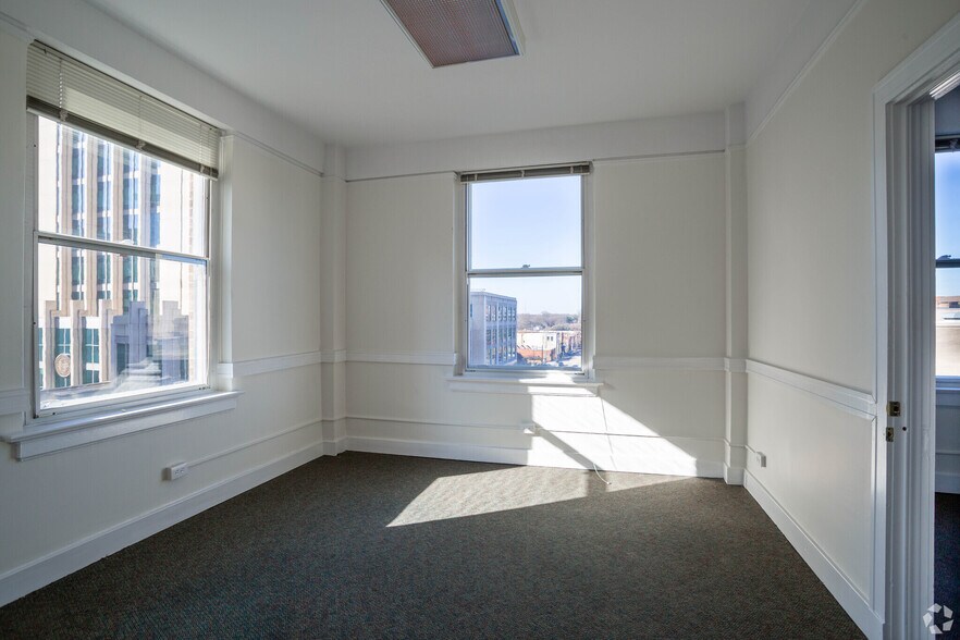 More Photos Of 16 W Martin St, Raleigh Office For Lease