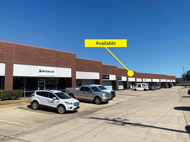 Primary Photo Of 1520 N Hearne Ave, Shreveport Flex For Lease