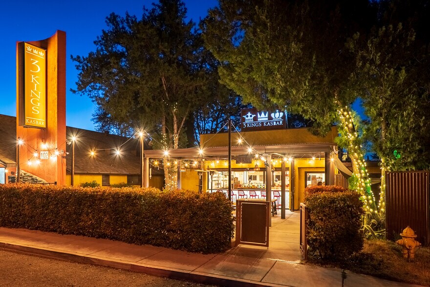 More Photos Of 102 E Pima St, Cottonwood Restaurant For Sale