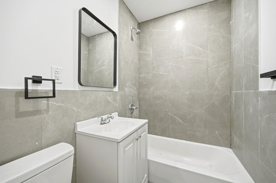 More Photos Of 2152 Muliner Ave, Bronx Apartments For Sale