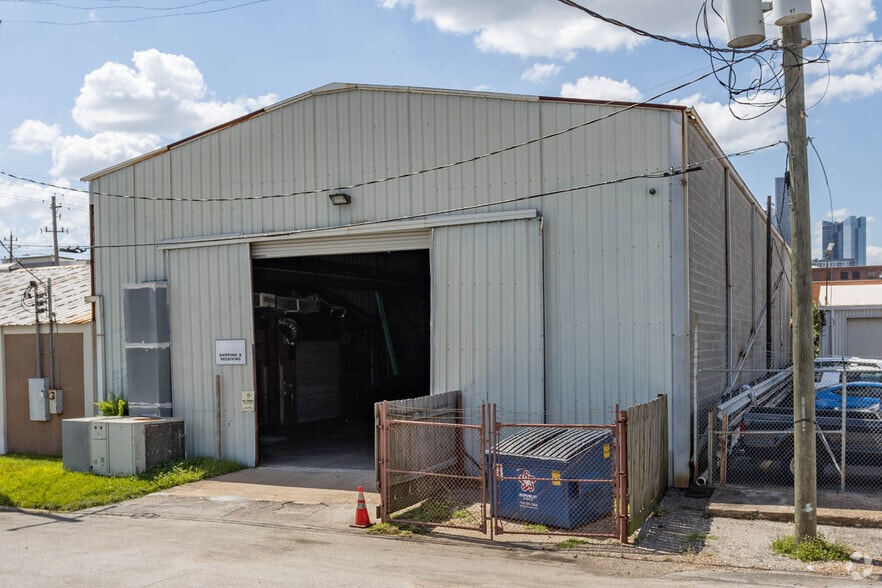 More Photos Of 2515 Texas Ave, Houston Warehouse For Sale