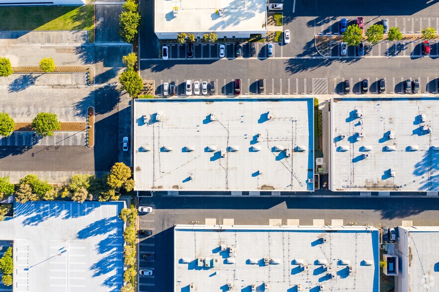 More Photos Of 19160-19168 Van Ness Ave, Torrance Research And Development For Lease