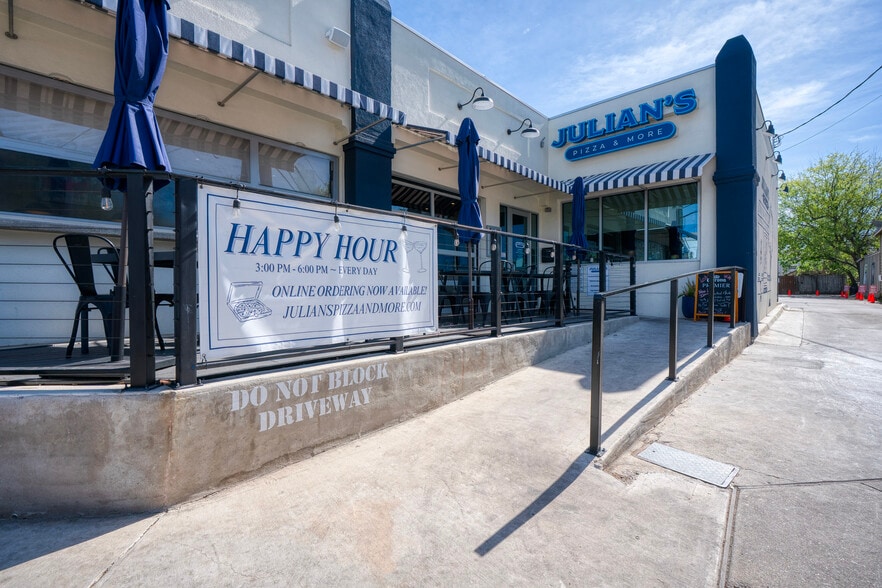 Primary Photo Of 620 S Presa St, San Antonio Restaurant For Sale