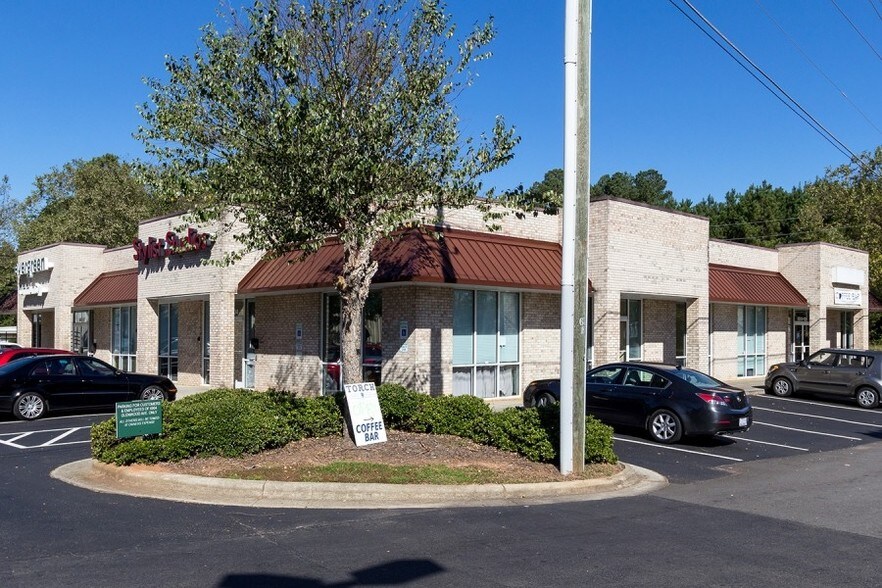 More Photos Of 6904 Glenwood Ave, Raleigh Freestanding For Lease