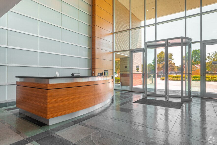 More Photos Of 2600 N Central Expy, Richardson Office For Lease