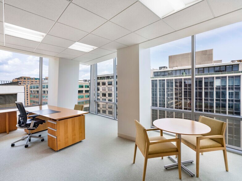 More Photos Of 1152 15th St NW, Washington Office For Lease