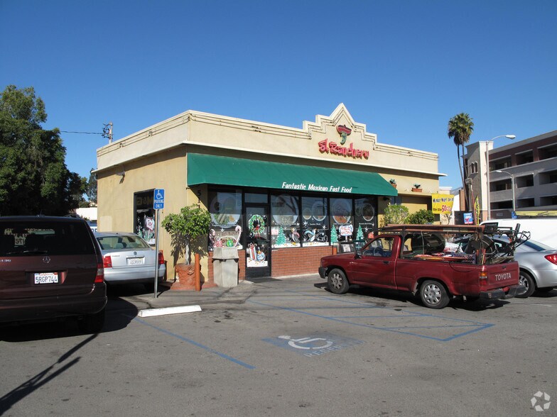 Primary Photo Of 511 S Garfield Ave, Alhambra Restaurant For Lease