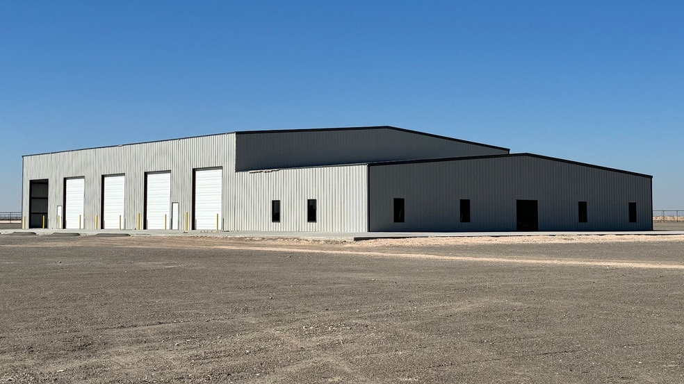 More Photos Of 169 FM 869 Rd, Pecos Warehouse For Sale