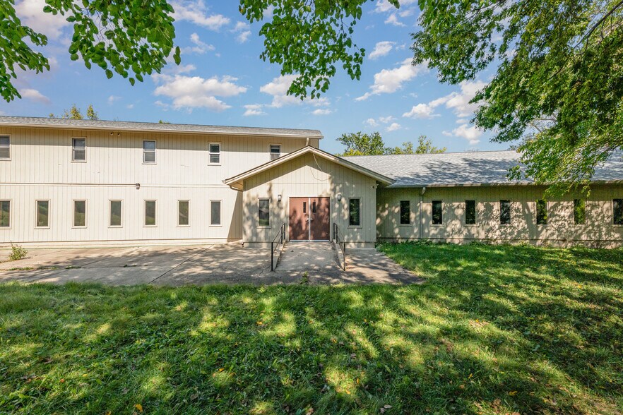 More Photos Of 1626 State Route 31, Oswego Specialty For Sale