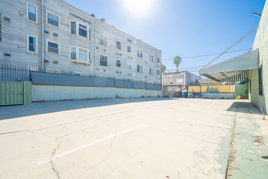 More Photos Of 1420-1424 W Olympic Blvd, Los Angeles Storefront Retail Office For Lease