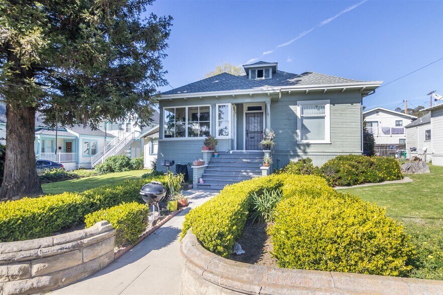 More Photos Of 1053-1065 E Santa Clara St, Ventura Apartments For Sale