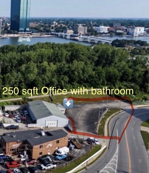 Primary Photo Of 110 Oak St, Toledo Land For Lease