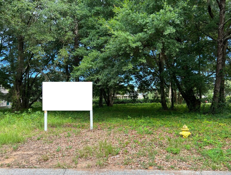 More Photos Of Wall St., Pawleys Island Land For Sale