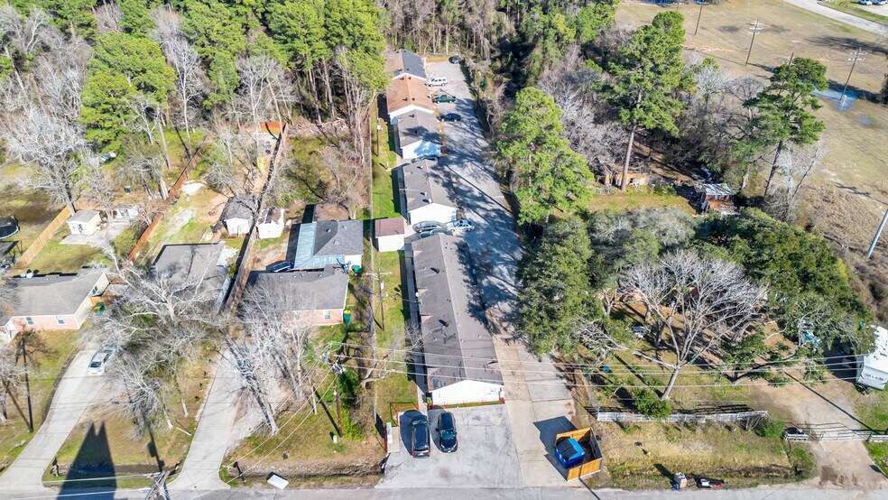 More Photos Of 409 Austin Rd, Conroe Apartments For Sale