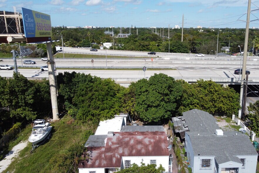 More Photos Of 321 NW 37th St, Miami Land For Sale