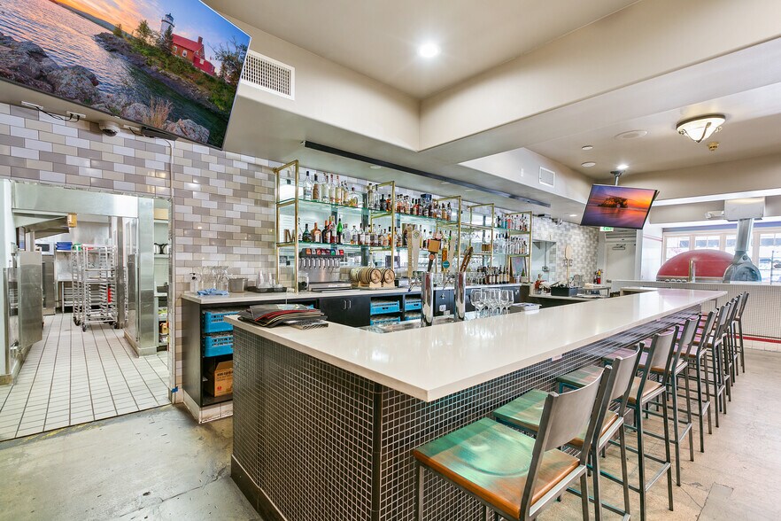 More Photos Of 534 S Myrtle Ave, Monrovia Restaurant For Lease