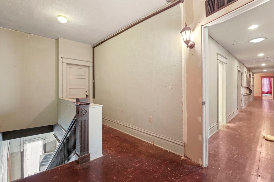 More Photos Of , Spokane General Retail For Sale