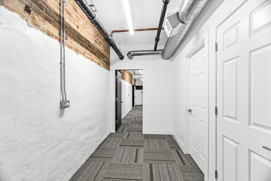 More Photos Of 153 W Ohio St, Chicago Apartments For Sale