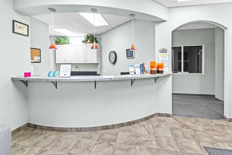 More Photos Of 4 Avis Ave, Pueblo Office For Lease