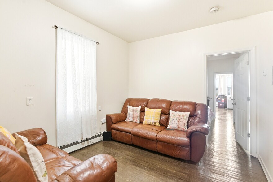 More Photos Of 237 Astor St, Newark Apartments For Sale