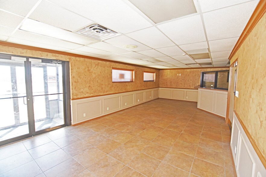 More Photos Of 5308 Andrews Hwy, Odessa Light Manufacturing For Sale