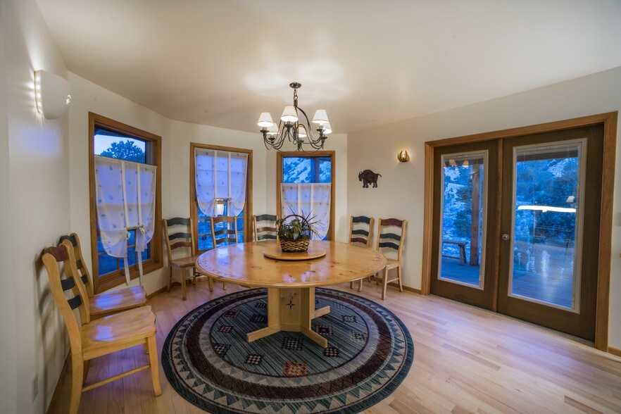 199 125 South St, Teasdale, UT 84773 Specialty For Sale