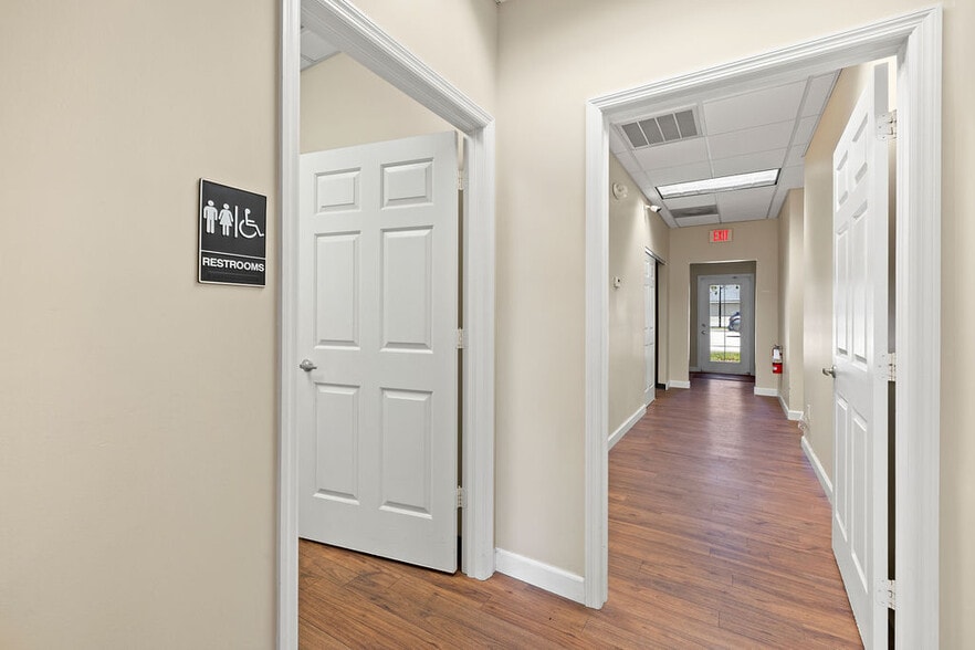 More Photos Of 923-931 37th Pl, Vero Beach Medical For Lease
