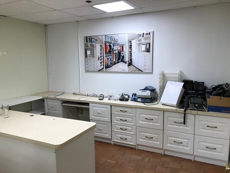More Photos Of 26 Fitch St, Norwalk Warehouse For Lease