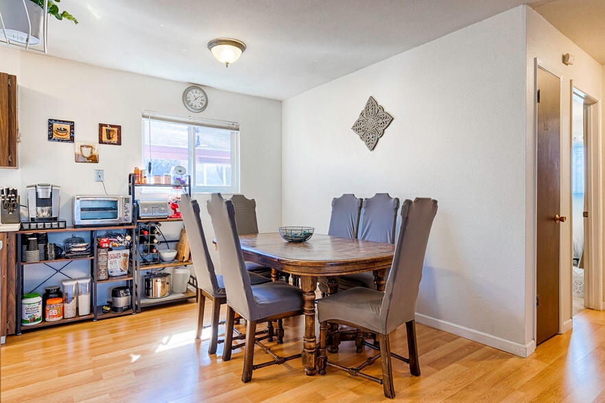 More Photos Of 7488 Bridgit Dr, Rohnert Park Apartments For Sale